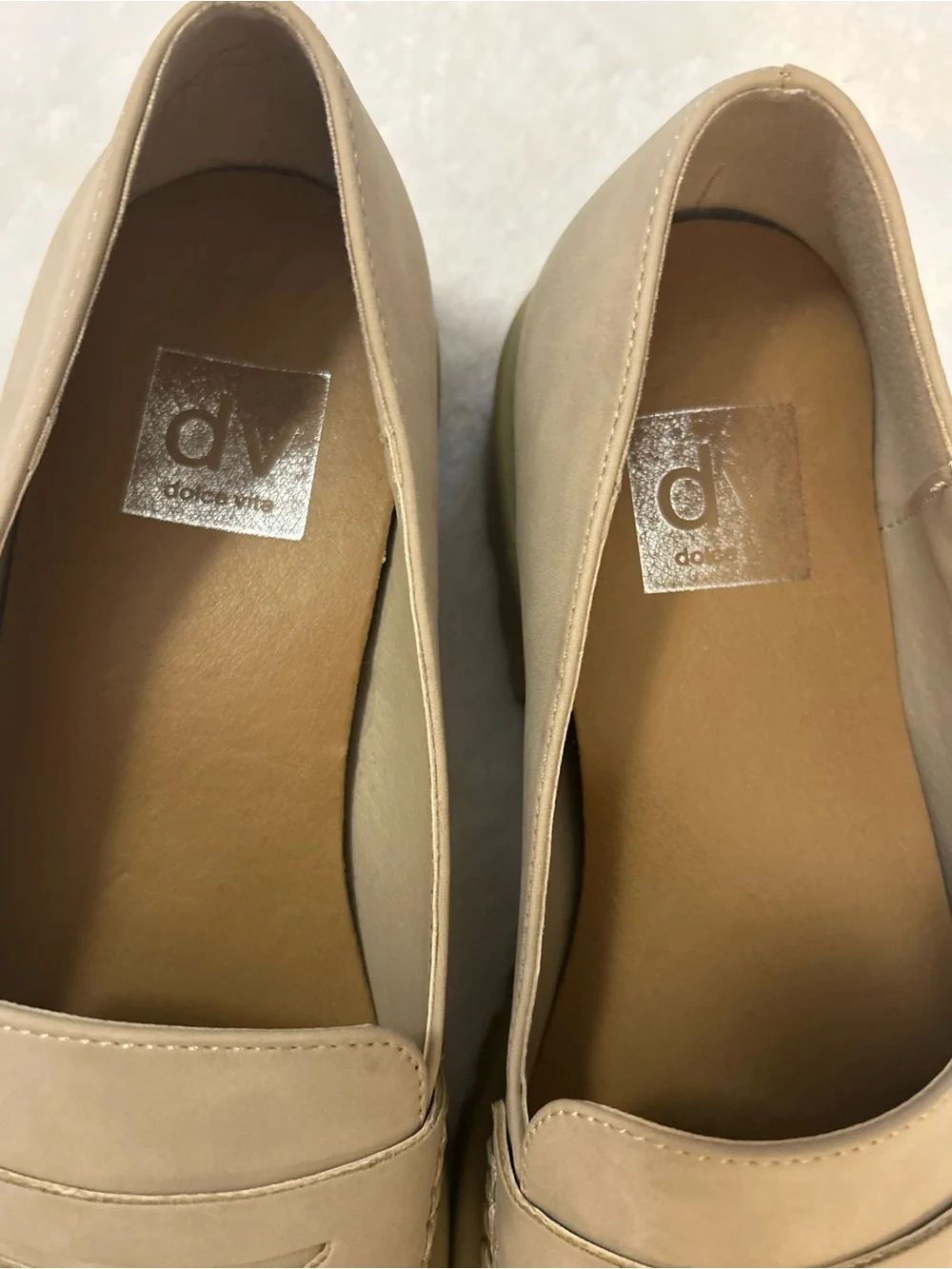 Dolce Vita Catalina Nude Lug Sole Loafers Women’s Size 9 Slip On Shoes